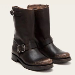 Frye Veronica Short 8.5 Distressed Boots